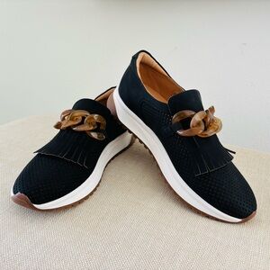 Yellow Box ‘Riska’ Sneaker Loafer NWOT Faux Leather Tortoise Chain Slip-On 7.5